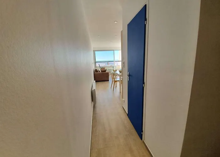 Apartment 4 Couchages, Saint-jean-de-monts, Balcon, Parking, A 2 Pas De L'ocean - Fr-1-224c-194 Saint-Jean-de-Monts