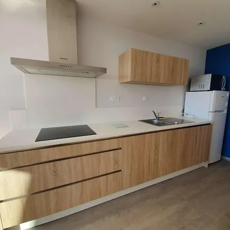 4 Couchages, Saint-jean-de-monts, Balcon, Parking, A 2 Pas De L'ocean - Fr-1-224c-194 *